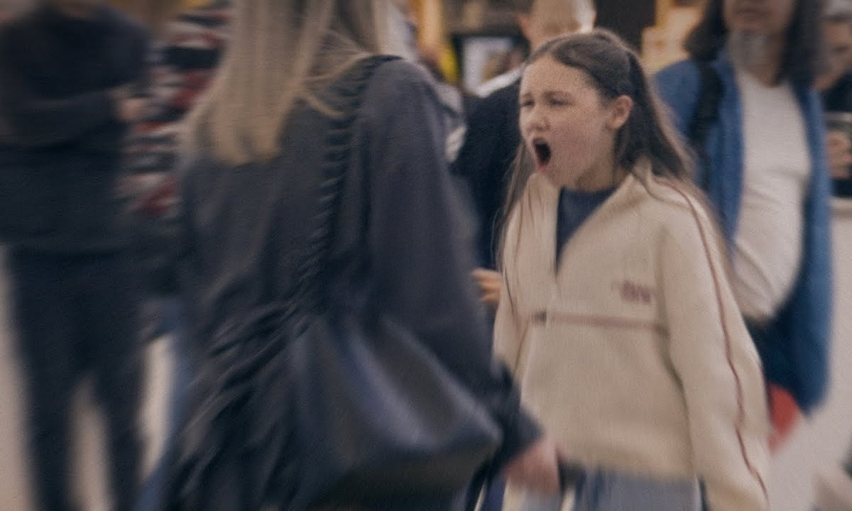 The airport meltdown that made toblerone go viral 01
